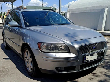 Авто Volvo V50 2006 № 8984393