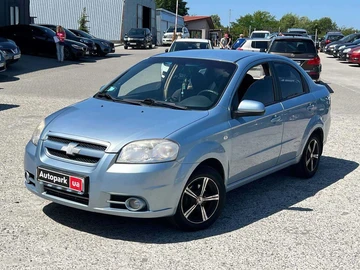 Авто Chevrolet Aveo 2007 № 8984404