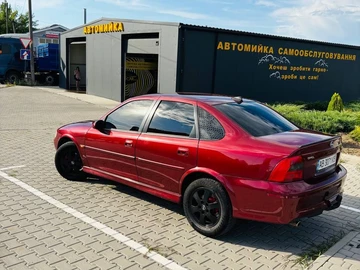 Авто Opel Vectra 1999 № 8984475
