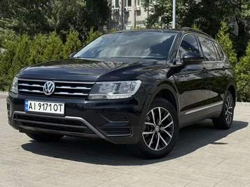 Авто Volkswagen Tiguan 2018 № 8984495