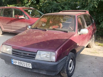 Авто ВАЗ 2109 1993 № 8984517