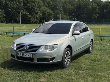 Авто Volkswagen Passat Sedan 2010 № 8984600