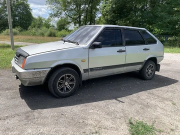 Авто ВАЗ 2109 1991 № 8984734