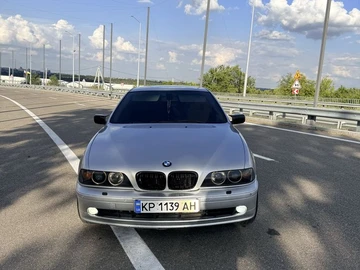Авто BMW 5 Серия 2002 № 8984879
