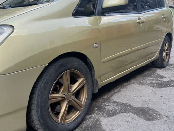 Авто Toyota Corolla Verso 2004 № 8984885