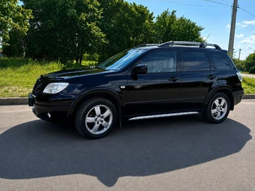 Авто Mitsubishi Outlander 2005 № 8985055