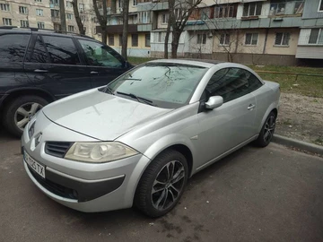 Авто Renault 4 2007 № 8985068
