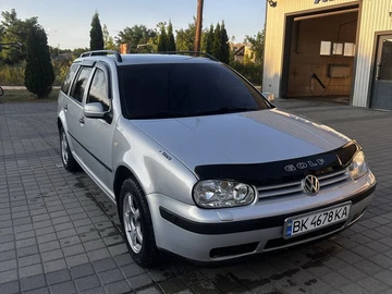 Авто Volkswagen Golf 1999 № 8985077