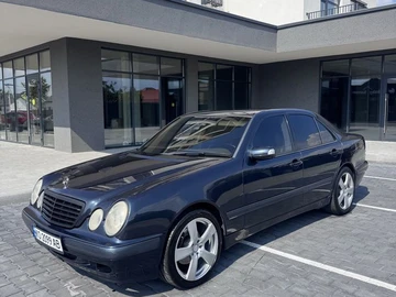 Авто Mercedes 320 2000 № 8985227