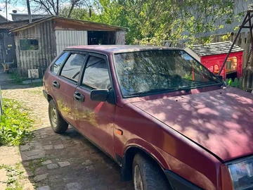 Авто ВАЗ 2109 1989 № 8985255