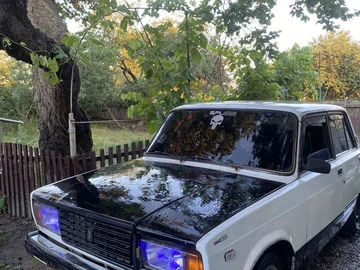 Авто ВАЗ 2107 1999 № 8985375