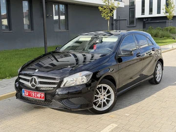 Авто Mercedes A Серия 2013 № 8985394