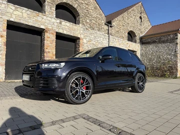 Авто Audi Q7 2018 № 8985452