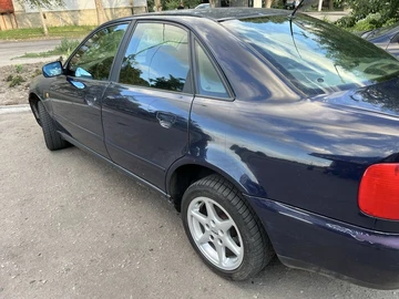 Авто Audi A4 1998 № 8985570