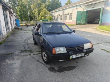 Авто ВАЗ 2109 2004 № 8985673