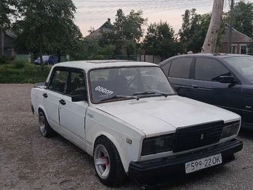 Авто ВАЗ 2107 1997 № 8985695
