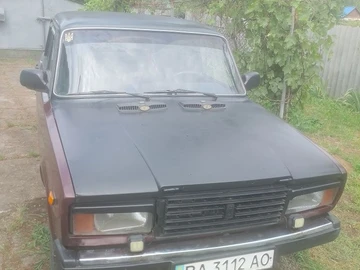 Авто ВАЗ 2107 1993 № 8985952