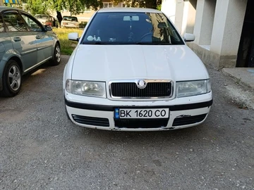 Авто Skoda Octavia 2002 № 8986006