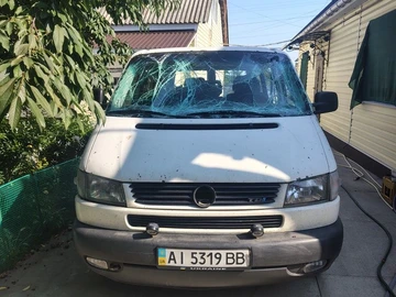 Авто Volkswagen Transporter 2000 № 8986231