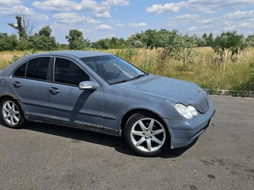 Авто Mercedes C Серия 2000 № 8986360