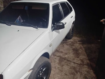 Авто ВАЗ 2109 2000 № 8986539