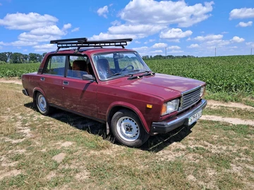 Авто ВАЗ 2107 2004 № 8986782