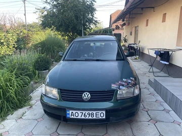 Авто Volkswagen Passat Sedan 2000 № 8986800