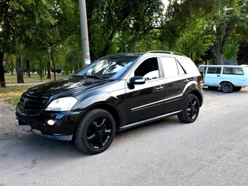 Авто Mercedes 320 2008 № 8986883