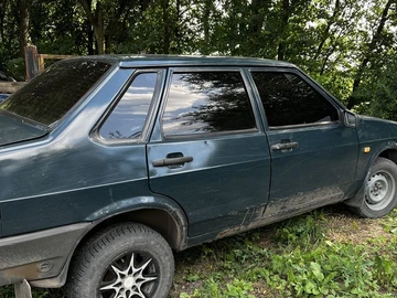Авто ВАЗ 21099 2004 № 8987010