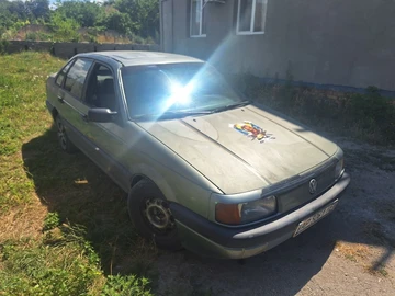 Авто Volkswagen Passat Sedan 1989 № 8987096