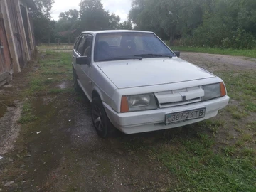 Авто ВАЗ 2109 1992 № 8987348