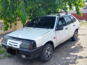 Авто ВАЗ 2109 1991 № 8987383
