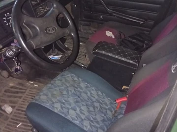 Авто ВАЗ 2107 1989 № 8987414