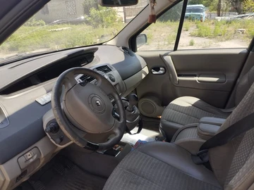 Авто Renault Scenic Ii 2004 № 8987576