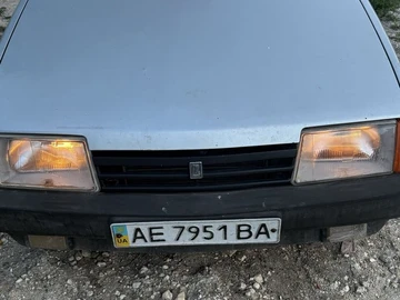 Авто ВАЗ 21099 1998 № 8987608