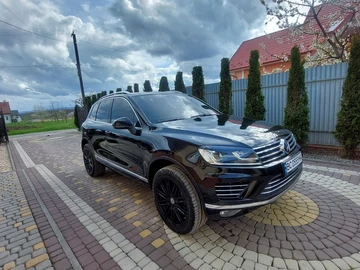 Авто Volkswagen Touareg 2016 № 8987658