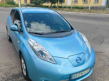 Авто Nissan Leaf 2015 № 8987678