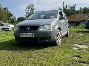 Авто Volkswagen Touran 2005 № 8987694