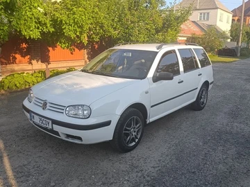 Авто Volkswagen Golf 2004 № 8987701