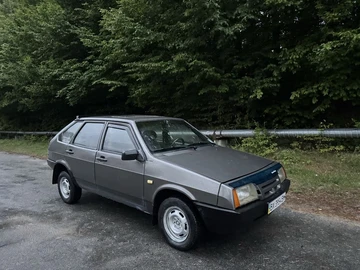 Авто ВАЗ 2109 1994 № 8987808