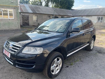 Авто Volkswagen Touareg 2005 № 8987908