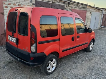 Авто Renault Kangoo Passenger 2000 № 8988029