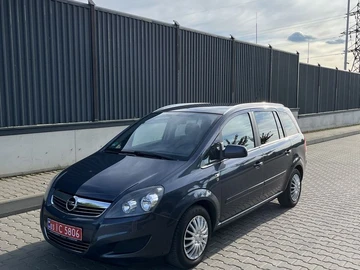 Авто Opel Zafira 2010 № 8988076