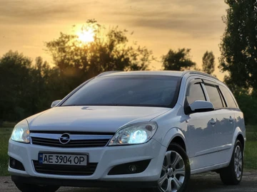 Авто Opel Astra 2008 № 8988082