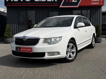 Авто Skoda Superb 2012 № 8988332
