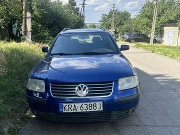 Авто Volkswagen Passat Variant 2000 № 8988532