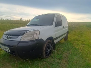 Авто Peugeot Partner 2008 № 8989113