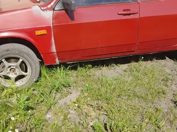 Авто ВАЗ 2109 1990 № 8989199