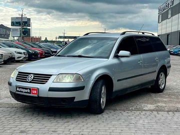 Авто Volkswagen Passat Variant 2000 № 8989462