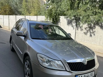 Авто Skoda Octavia 2010 № 8989592